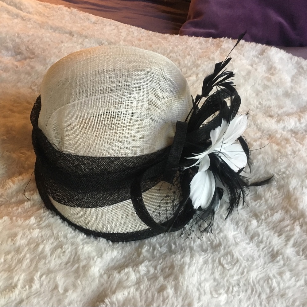 Fashion Retro Women’s Derby Style Hat